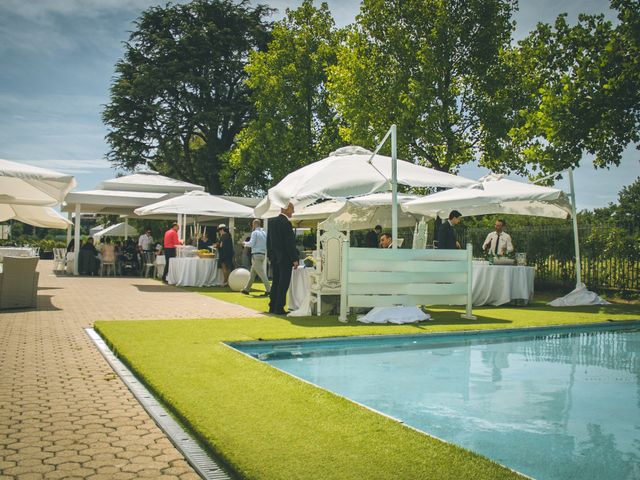 Il matrimonio di Luca e Alessandra a Cerro Maggiore, Milano 22