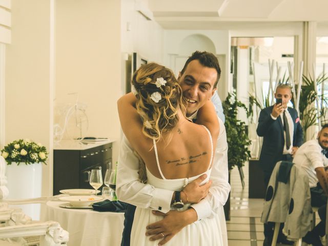 Il matrimonio di Luca e Alessandra a Cerro Maggiore, Milano 25