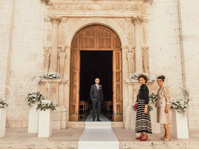 Il matrimonio di Gianluca e Antonella a Trani, Bari 23