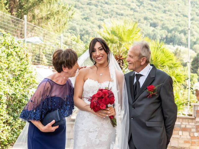 Il matrimonio di Serena e Luca a Fara in Sabina, Rieti 31