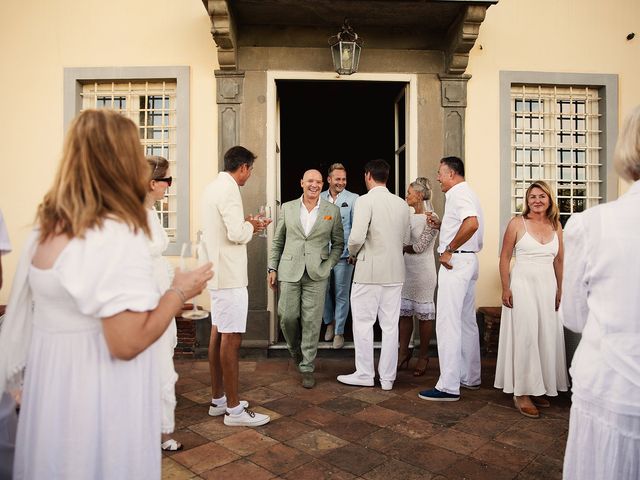 Il matrimonio di Tibi e Chris a Lucca, Lucca 52