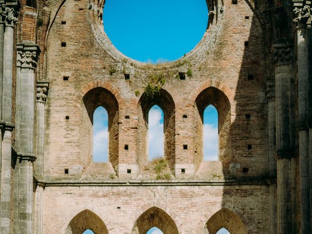 Il matrimonio di Armela e Alessandro a Chiusdino, Siena 38