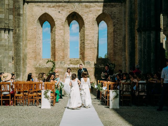 Il matrimonio di Armela e Alessandro a Chiusdino, Siena 39