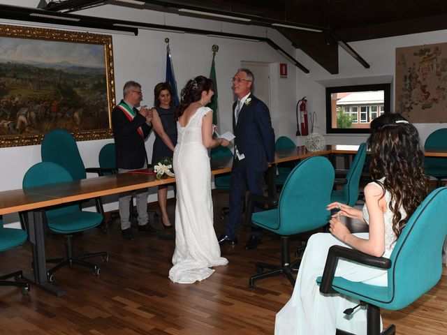 Il matrimonio di Salvatore e Marilena a Bodio Lomnago, Varese 14