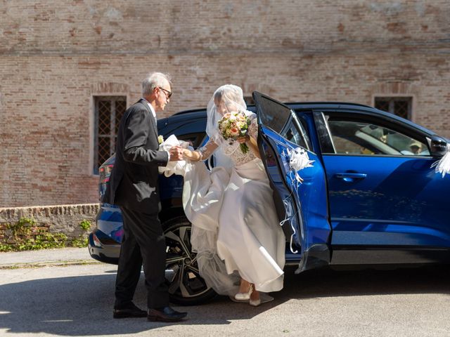 Il matrimonio di Chiara e Fabio a Jesi, Ancona 32