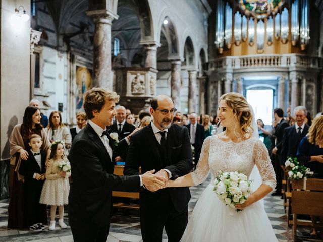 Il matrimonio di Federico e Sara a Pietrasanta, Lucca 30