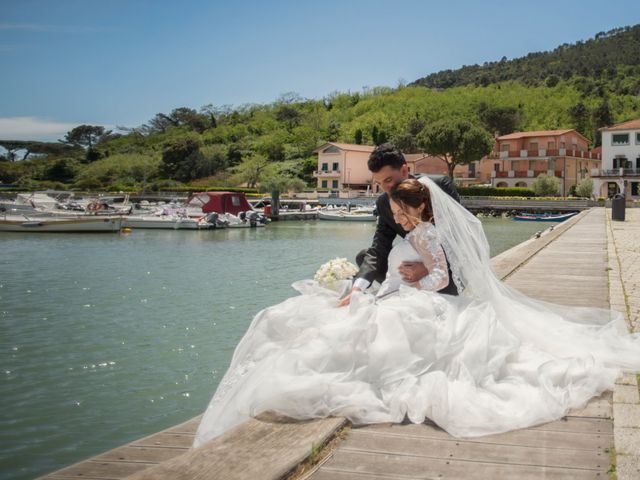 Il matrimonio di Roberta e Manuel a Ameglia, La Spezia 24