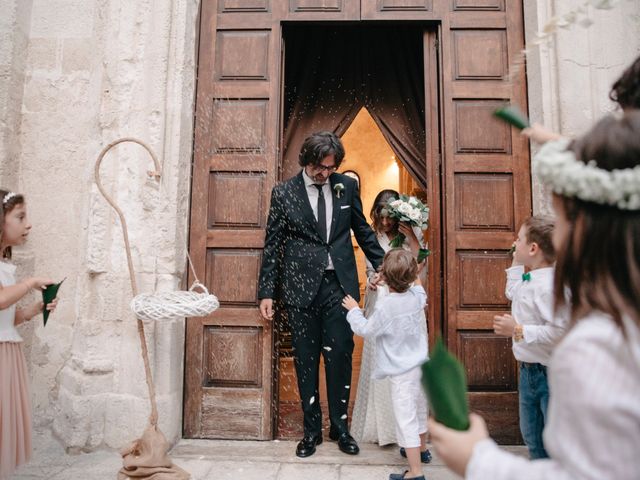 Il matrimonio di Saverio e Vittoria a Monopoli, Bari 14