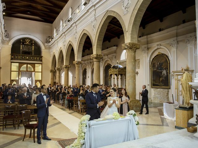 Il matrimonio di Stefano e Miriana a Calascibetta, Enna 38