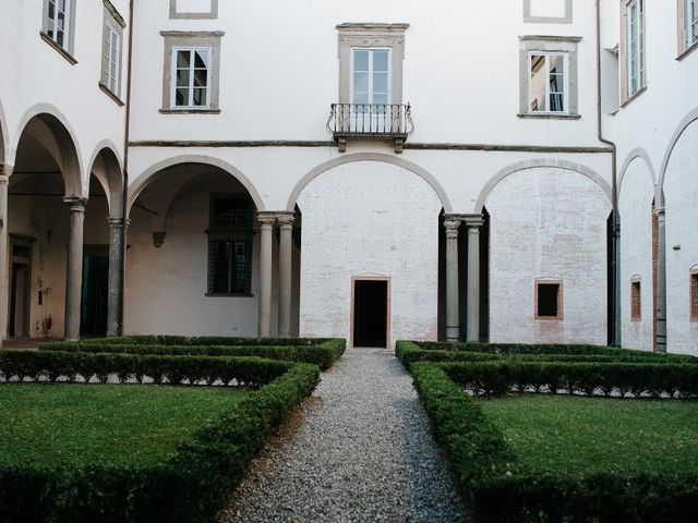 Il matrimonio di Matteo e Chiara a Lucca, Lucca 49