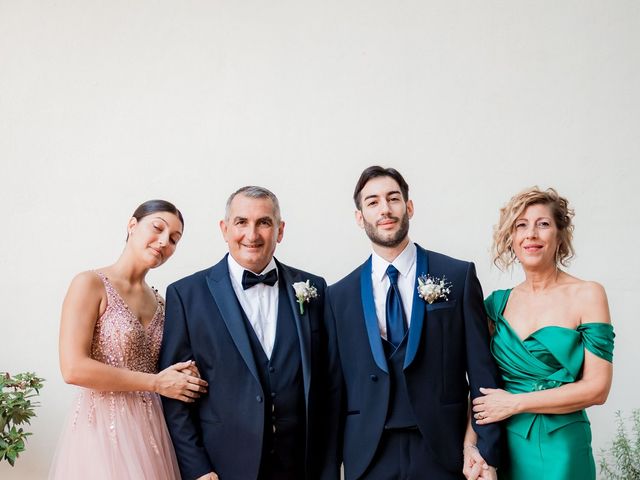 Il matrimonio di Matteo e Benedetta a Città Sant&apos;Angelo, Pescara 36
