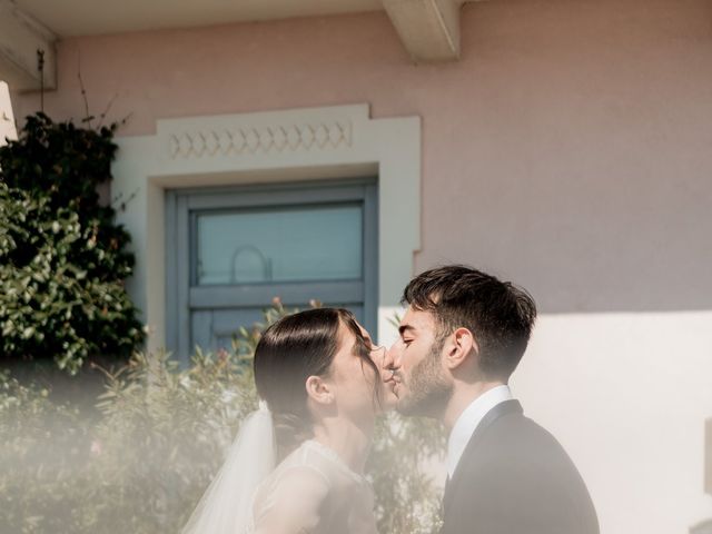 Il matrimonio di Matteo e Benedetta a Città Sant&apos;Angelo, Pescara 114