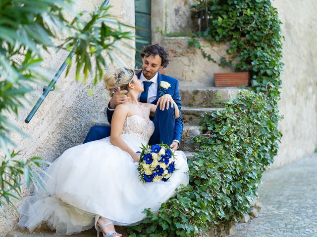 Il matrimonio di Luca e Simona a Lierna, Lecco 23