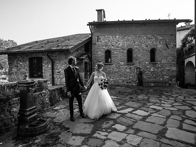 Il matrimonio di Luca e Simona a Lierna, Lecco 46