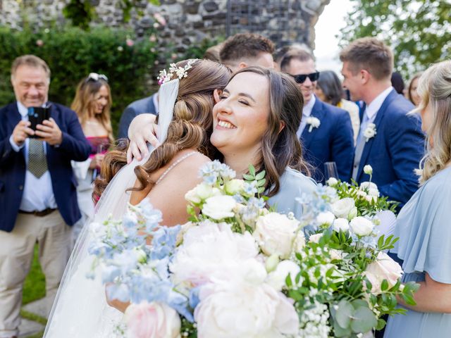 Il matrimonio di Josh e Florence a Calolziocorte, Lecco 44