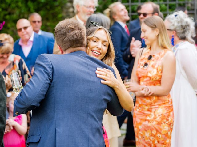 Il matrimonio di Josh e Florence a Calolziocorte, Lecco 46