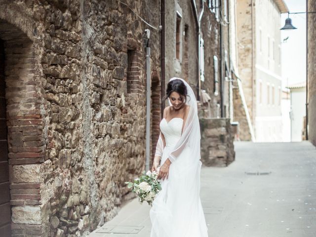 Il matrimonio di Lorenzo e Beatriz a Gavorrano, Grosseto 27