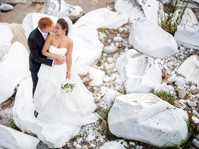 Il matrimonio di Matteo e Laura a Camaiore, Lucca 87