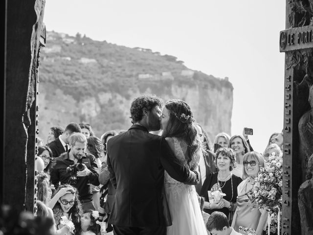 Il matrimonio di Francesca e Nicola a Vico Equense, Napoli 26