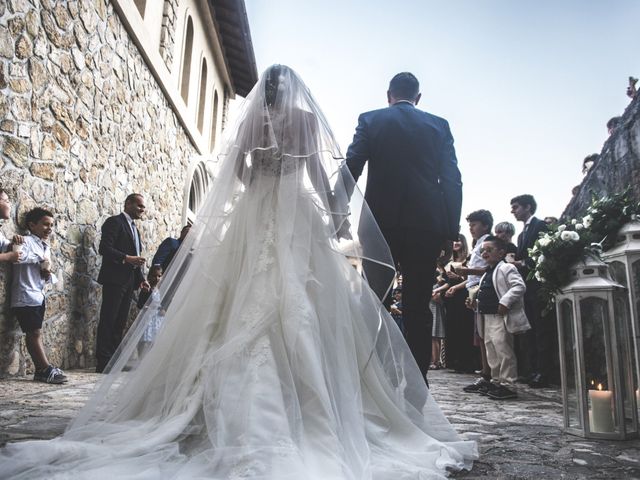 Il matrimonio di Fabio e Pamela a Greccio, Rieti 14