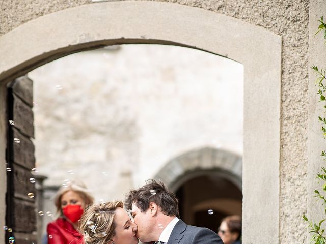 Il matrimonio di Emmanuele e Giulia a Provaglio d&apos;Iseo, Brescia 27