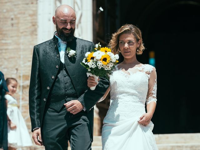 Il matrimonio di Roberto e Federica a Città Sant&apos;Angelo, Pescara 299