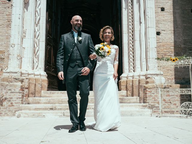Il matrimonio di Roberto e Federica a Città Sant&apos;Angelo, Pescara 310