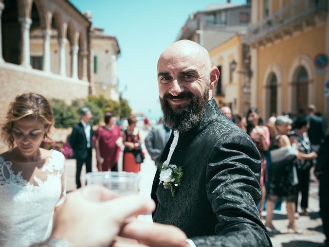 Il matrimonio di Roberto e Federica a Città Sant&apos;Angelo, Pescara 328