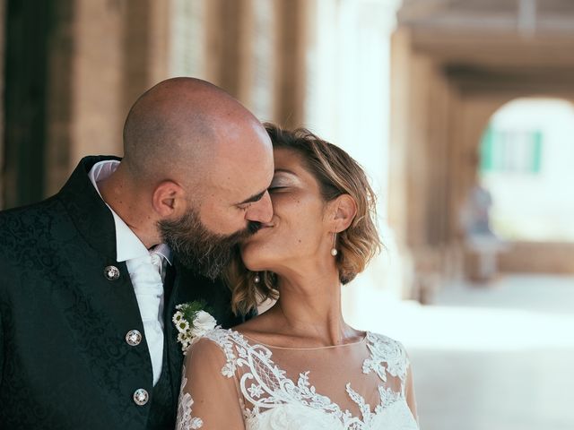 Il matrimonio di Roberto e Federica a Città Sant&apos;Angelo, Pescara 344