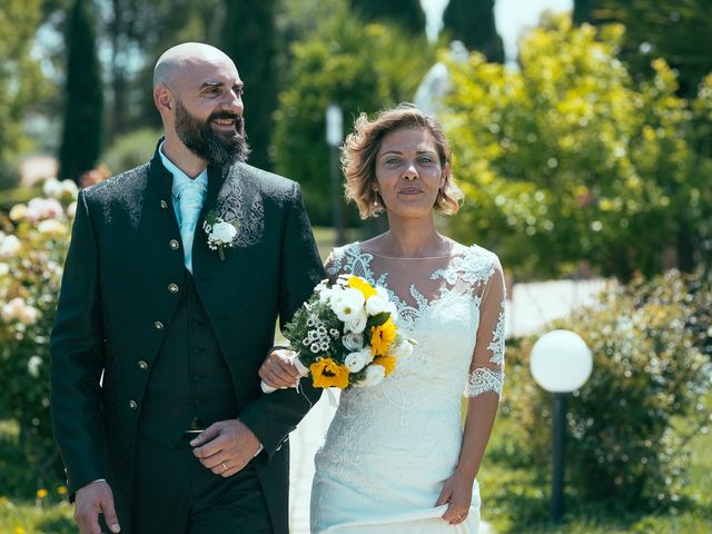 Il matrimonio di Roberto e Federica a Città Sant&apos;Angelo, Pescara 382