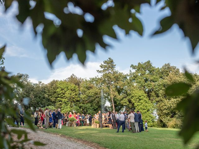 Il matrimonio di Marco e Leonie a Capannori, Lucca 35