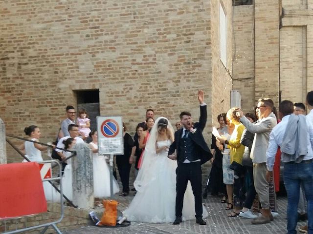 Il matrimonio di Matteo e Anna Maria a Morrovalle, Macerata 9