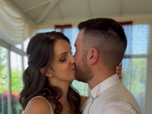 Il matrimonio di Mirko  e Laura  a Ceriano Laghetto, Monza e Brianza 19