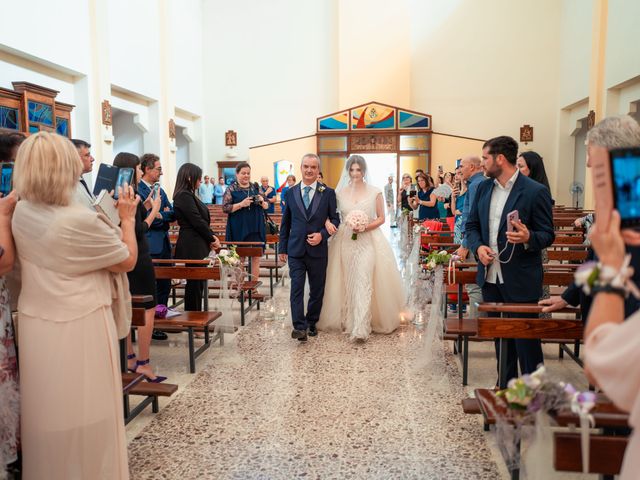 Il matrimonio di Andrea e Silvia a Terracina, Latina 16