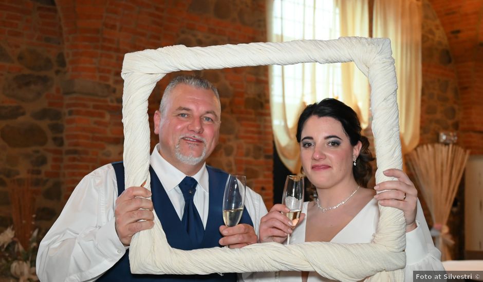 Il matrimonio di Edward e Sara a Uzzano, Pistoia