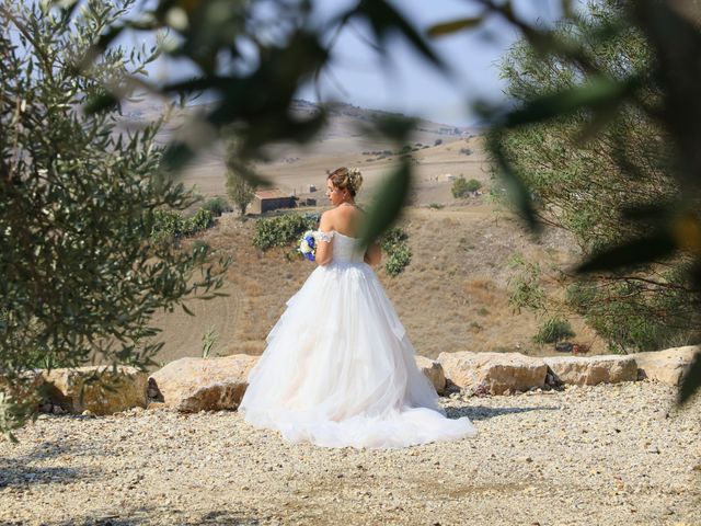 Il matrimonio di Gianluca e Elisa a Castel di Iudica, Catania 12