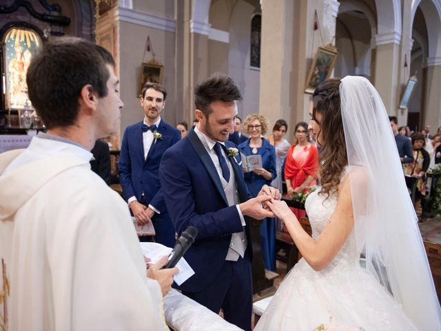 Il matrimonio di Paolo e Deborah a Daverio, Varese 39