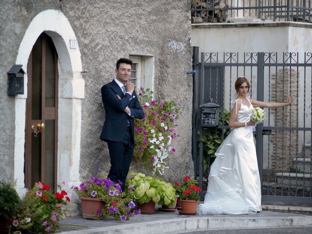 Il matrimonio di Mario e Ilaria a Trasacco, L&apos;Aquila 27