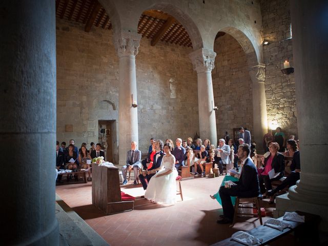 Il matrimonio di Lorenzo e Eleonora a Poppi, Arezzo 24