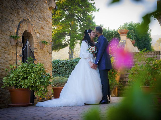 Il matrimonio di DANNY e CLAUDIA a Treia, Macerata 13