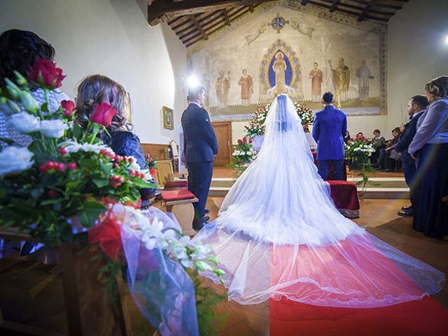 Il matrimonio di DANNY e CLAUDIA a Treia, Macerata 18