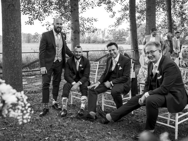 Il matrimonio di Steve e Elena a Certosa di Pavia, Pavia 6