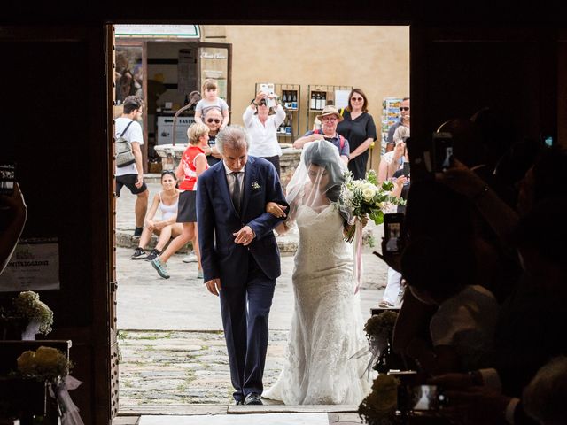 Il matrimonio di Adriano e Sandra a Monteriggioni, Siena 15