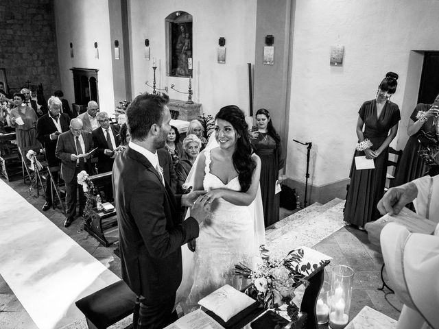 Il matrimonio di Adriano e Sandra a Monteriggioni, Siena 18