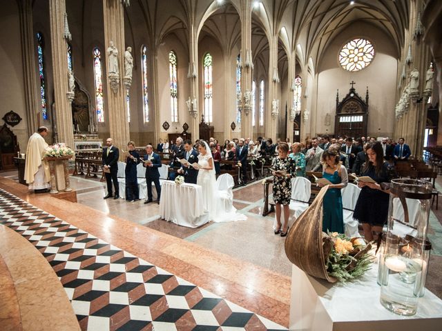 Il matrimonio di Luca e Valentina a Lecco, Lecco 13