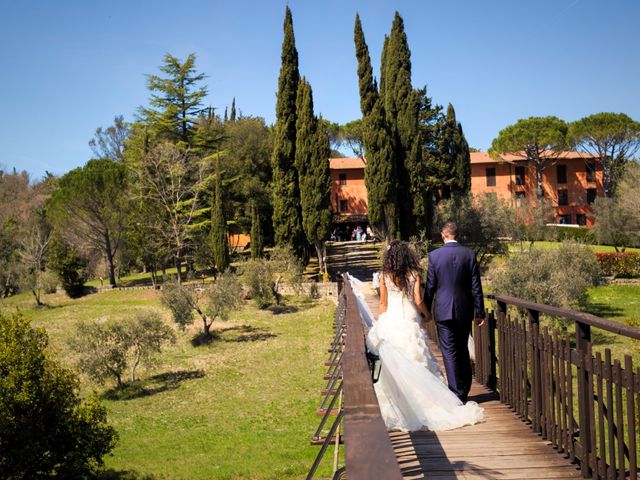 Il matrimonio di Gino e Skeila a Castiglione della Pescaia, Grosseto 30