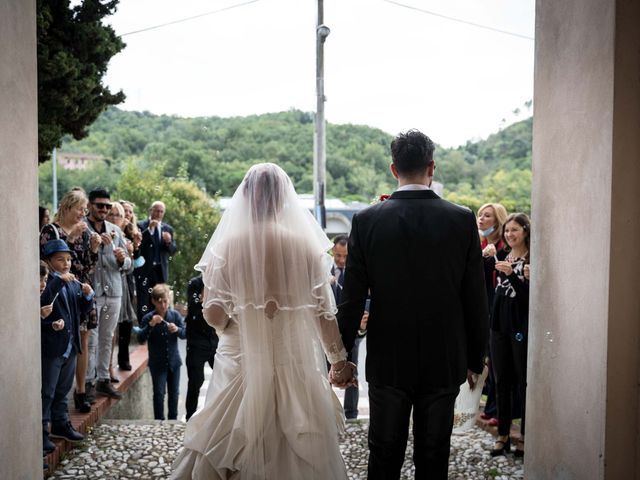 Il matrimonio di Mattia e Mara a Ortonovo, La Spezia 31