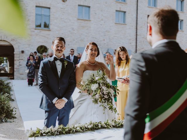 Il matrimonio di Mario e Giulia a Città Sant&apos;Angelo, Pescara 132