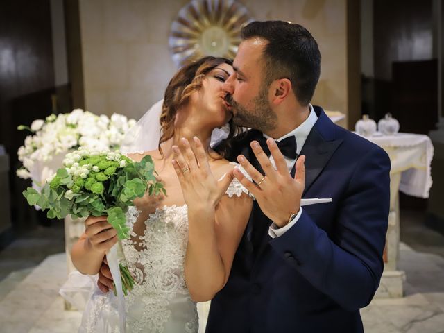 Il matrimonio di Mariangela e Vincenzo a Bari, Bari 46