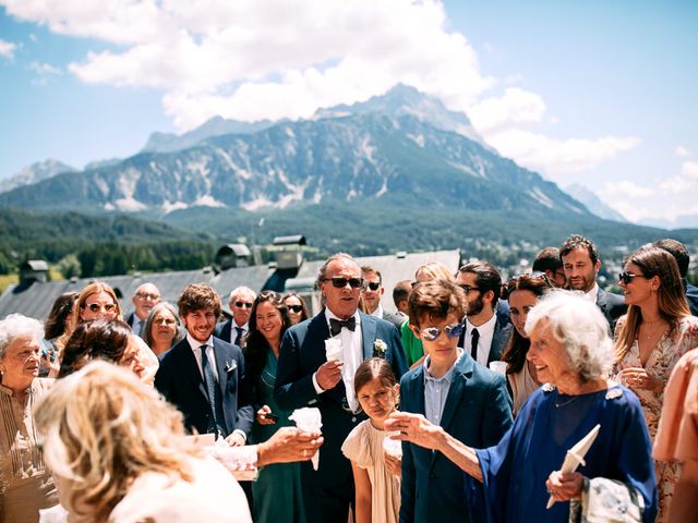 Il matrimonio di Gianluca e Camilla a Cortina d&apos;Ampezzo, Belluno 37